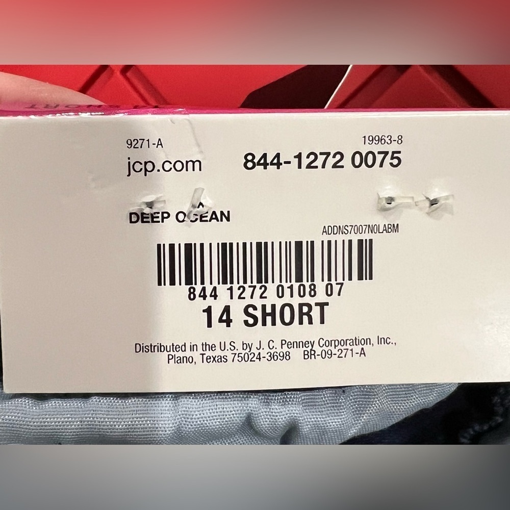 NWT women’s jeans ANA 14 short skinny mid rise - Picture 6 of 8